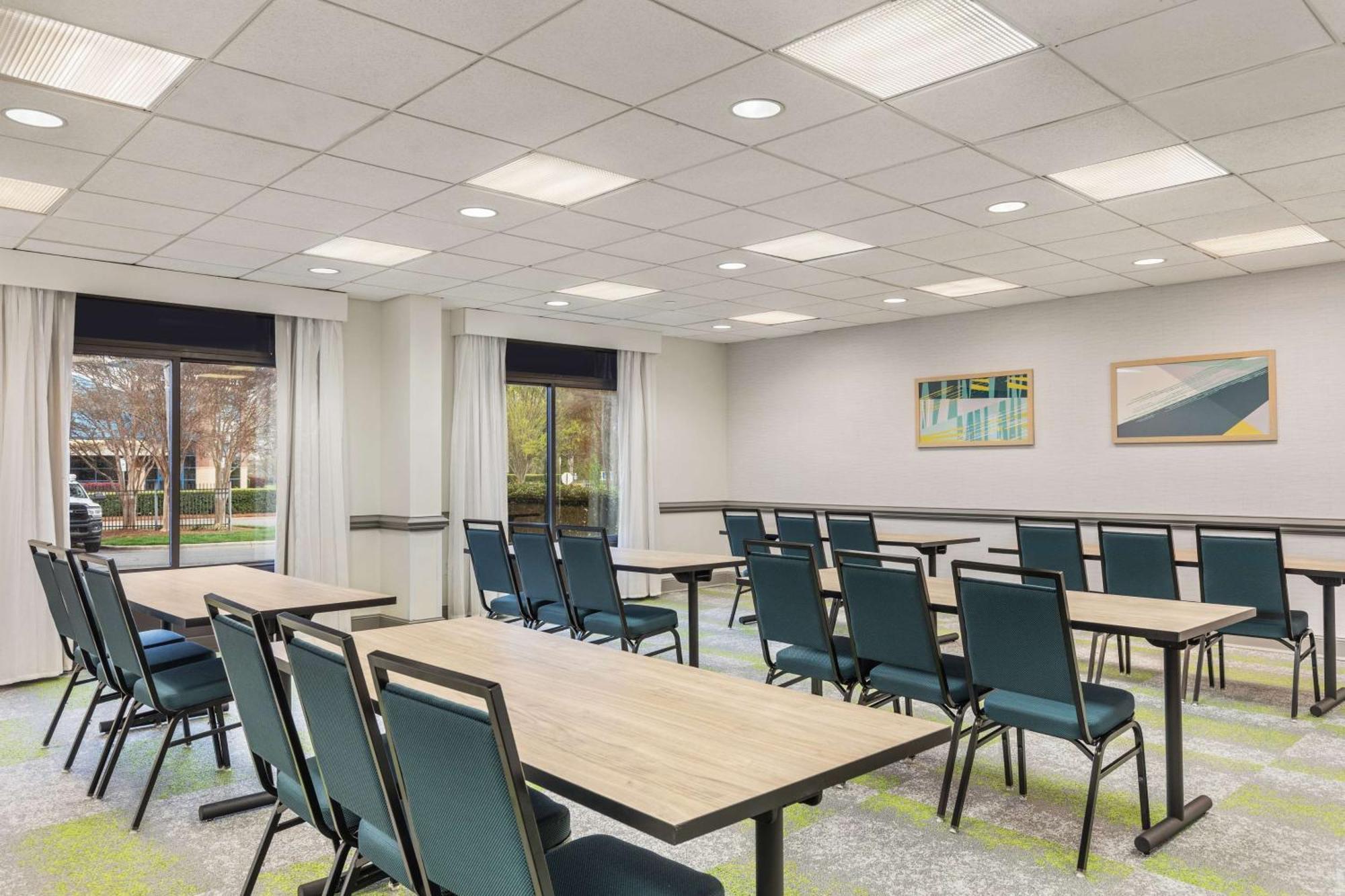 Spark By Hilton Charlotte Tyvola I-77 מראה חיצוני תמונה