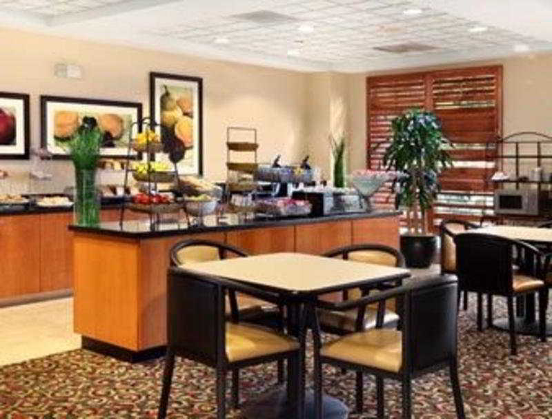 Spark By Hilton Charlotte Tyvola I-77 מסעדה תמונה