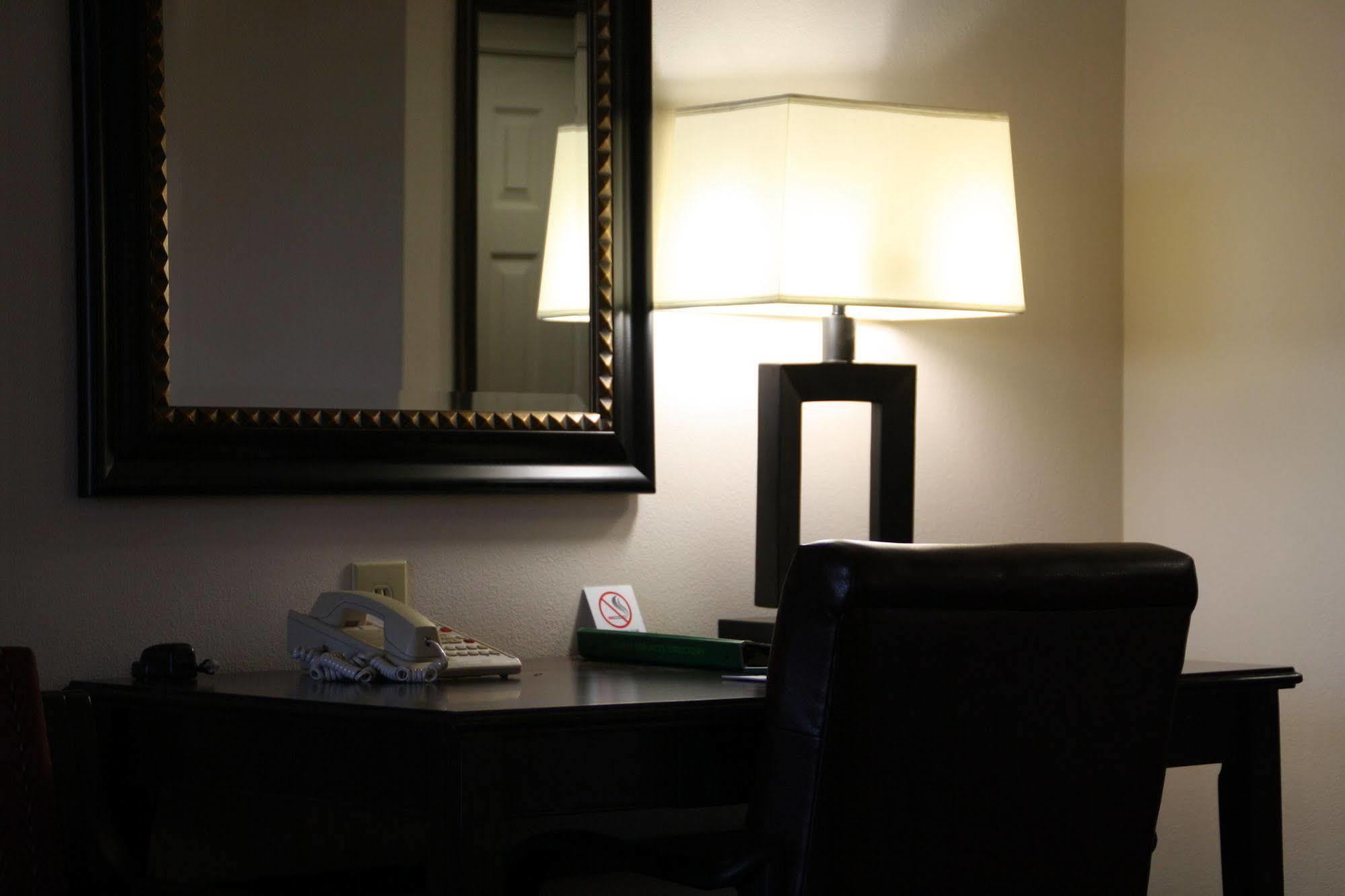 Spark By Hilton Charlotte Tyvola I-77 מראה חיצוני תמונה